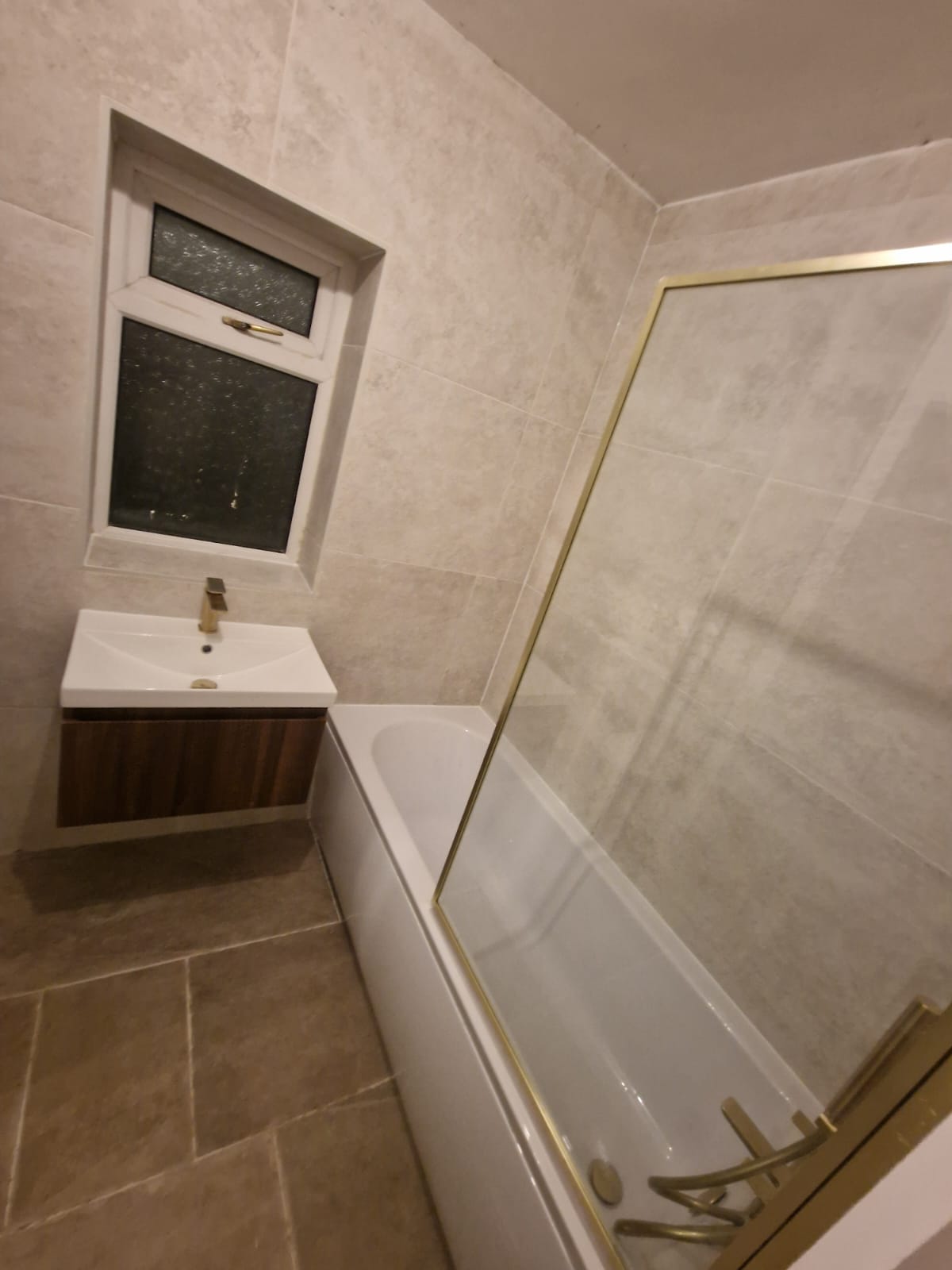 Modern Bathroom 2